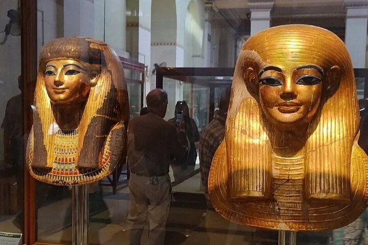 رحلة القاهرة في يوم من الغردقة: المتحف المصري الكبير والأهرامات وأبو الهول