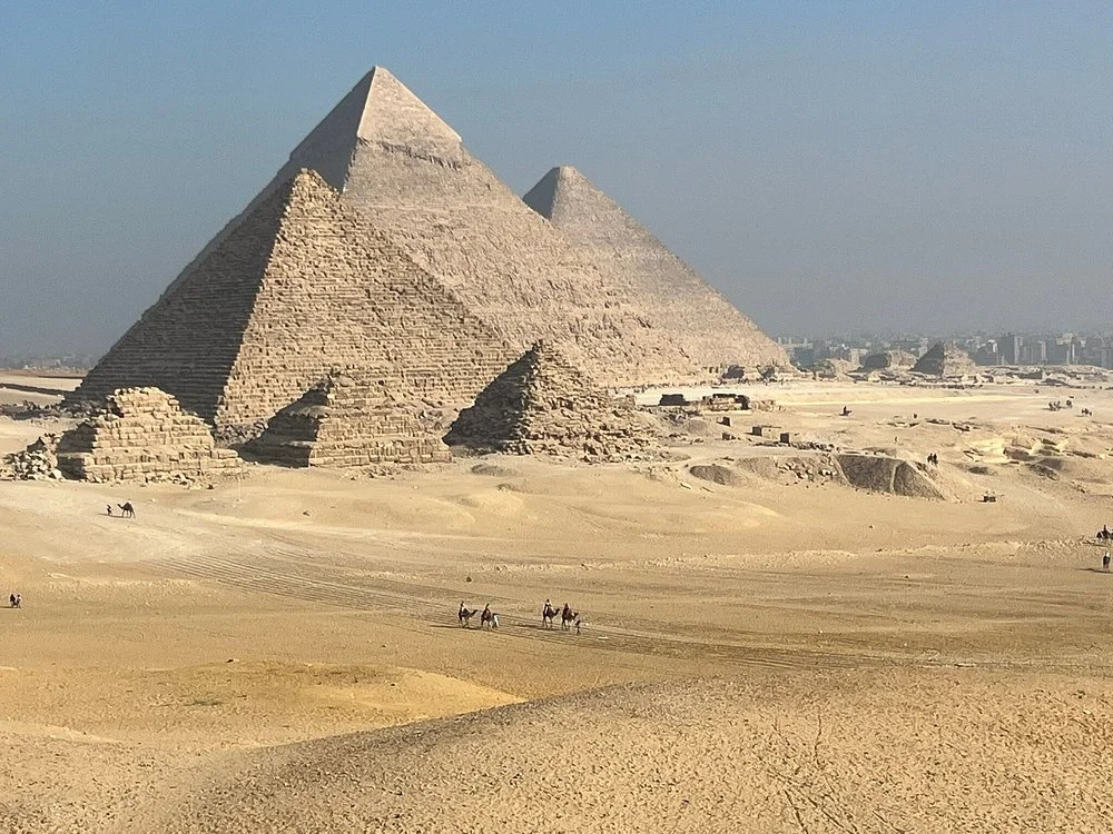 رحلة القاهرة الخاصة في يوم من الغردقة: أهرامات الجيزة وأبو الهول والمتحف المصري الكبير